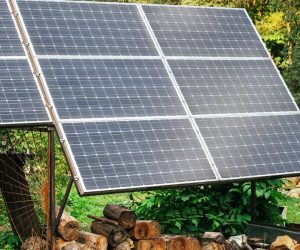 Czy można zapewnić sobie całkowitą niezależność od sieci energetycznej – i jak to zrobić?